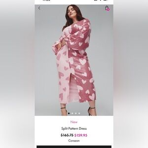 Split pattern dress. Great for VDAY! ❤️💕